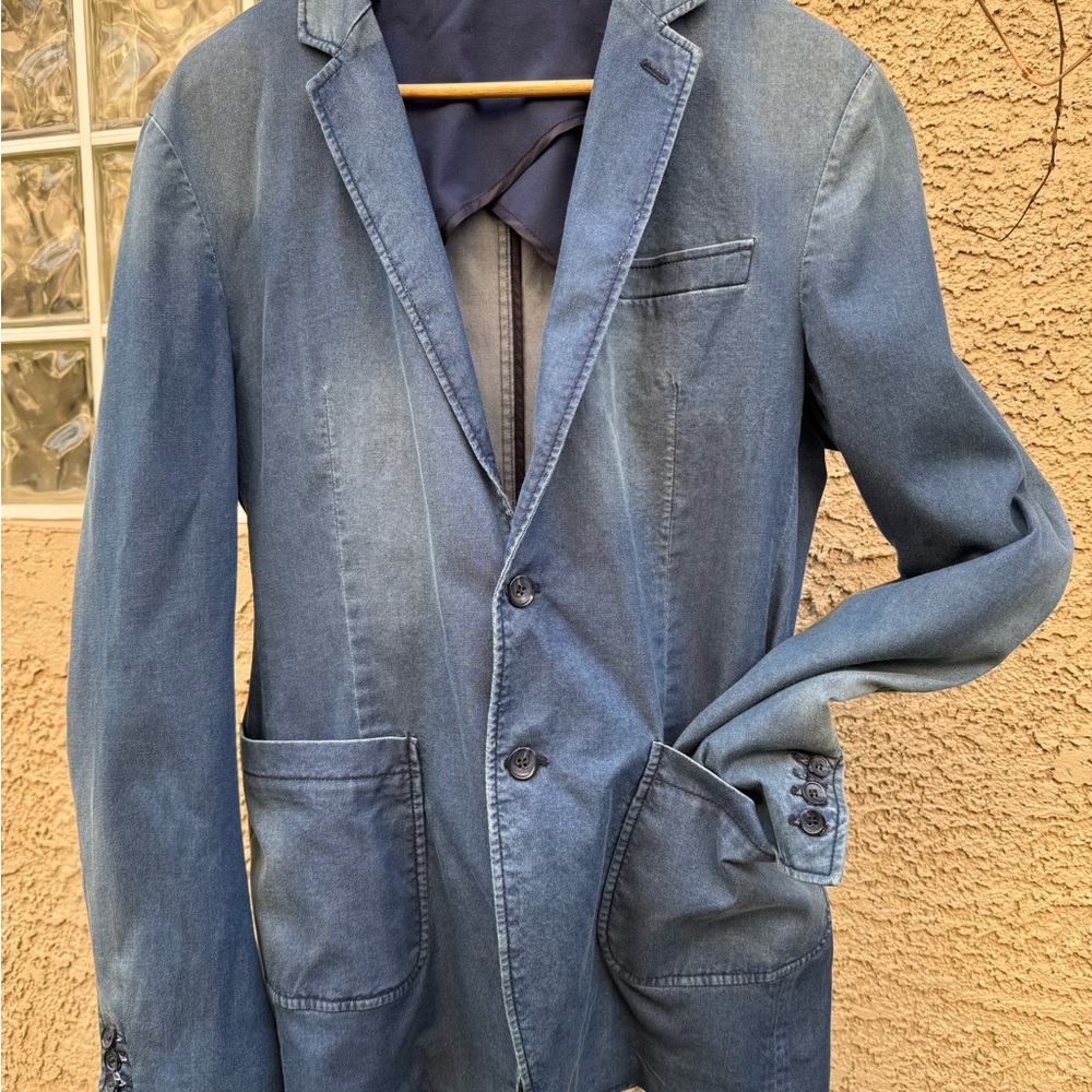 D&G Blue Sport Coat with Notched Lapels